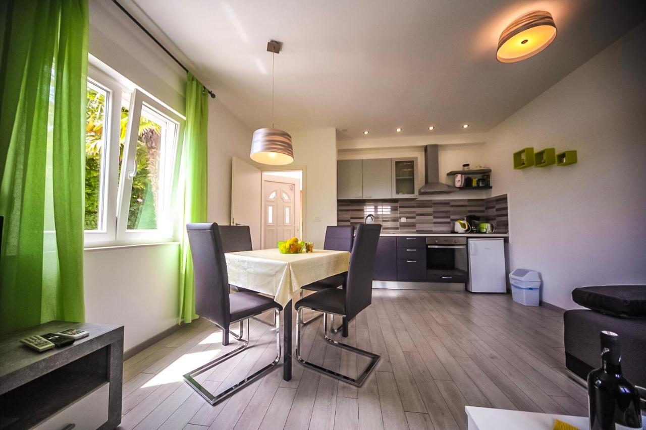 Apartman Carmen Volosko Опатия Екстериор снимка